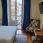 호텔 Grand De La Poste 3*