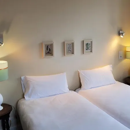 Hotel Grand De La Poste 3*