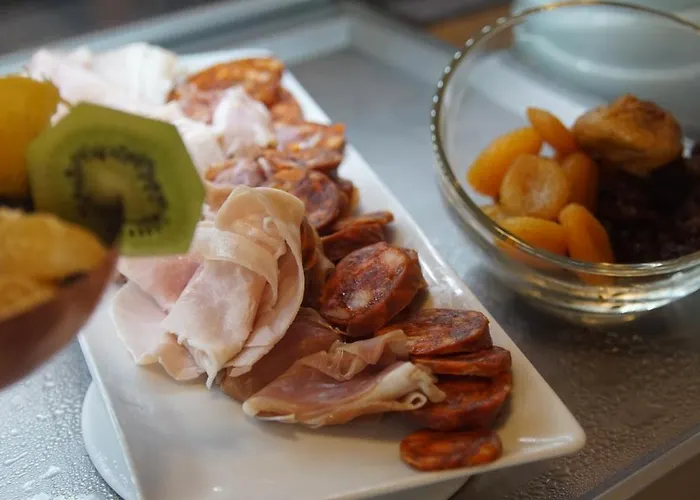 Grand De La Poste Saint-Jean-de-Luz