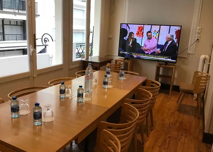 Grand De La Poste Saint-Jean-de-Luz