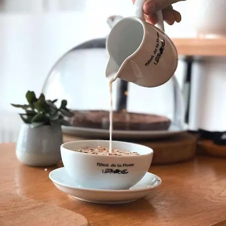 Отель Grand De La Poste 3*