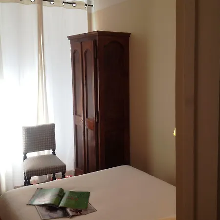 Grand De La Poste Отель