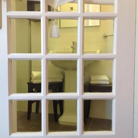 Grand De La Poste Сен-Жан-де-Люз