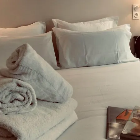 Grand De La Poste 3* Сен-Жан-де-Люз