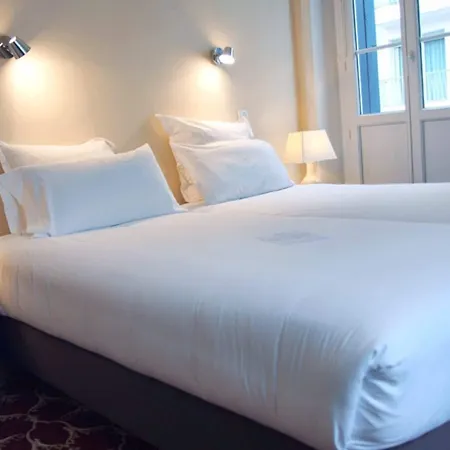 Grand De La Poste 3* Сен-Жан-де-Люз