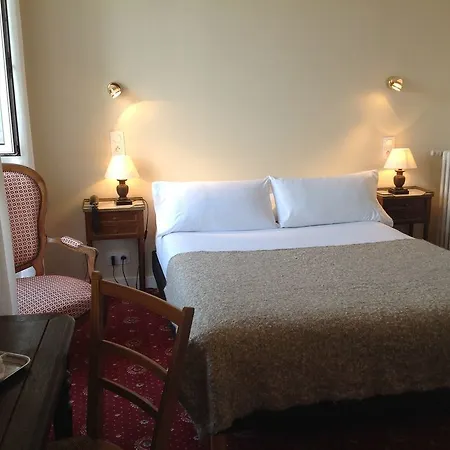 Hotel Grand De La Poste 3*