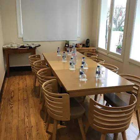 Grand De La Poste Отель