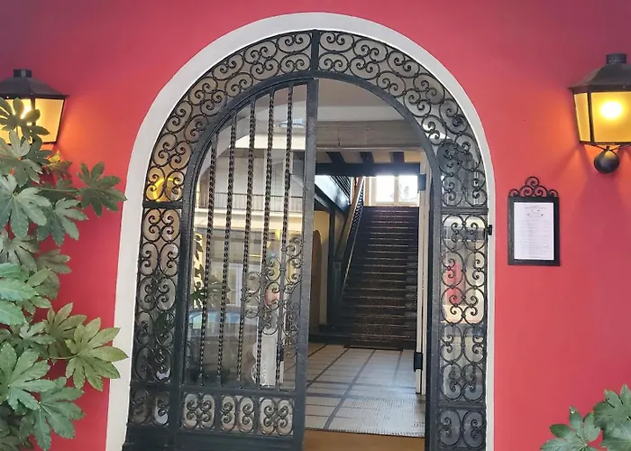 Grand De La Poste 3*