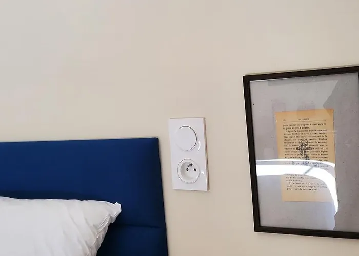 Grand De La Poste Saint-Jean-de-Luz